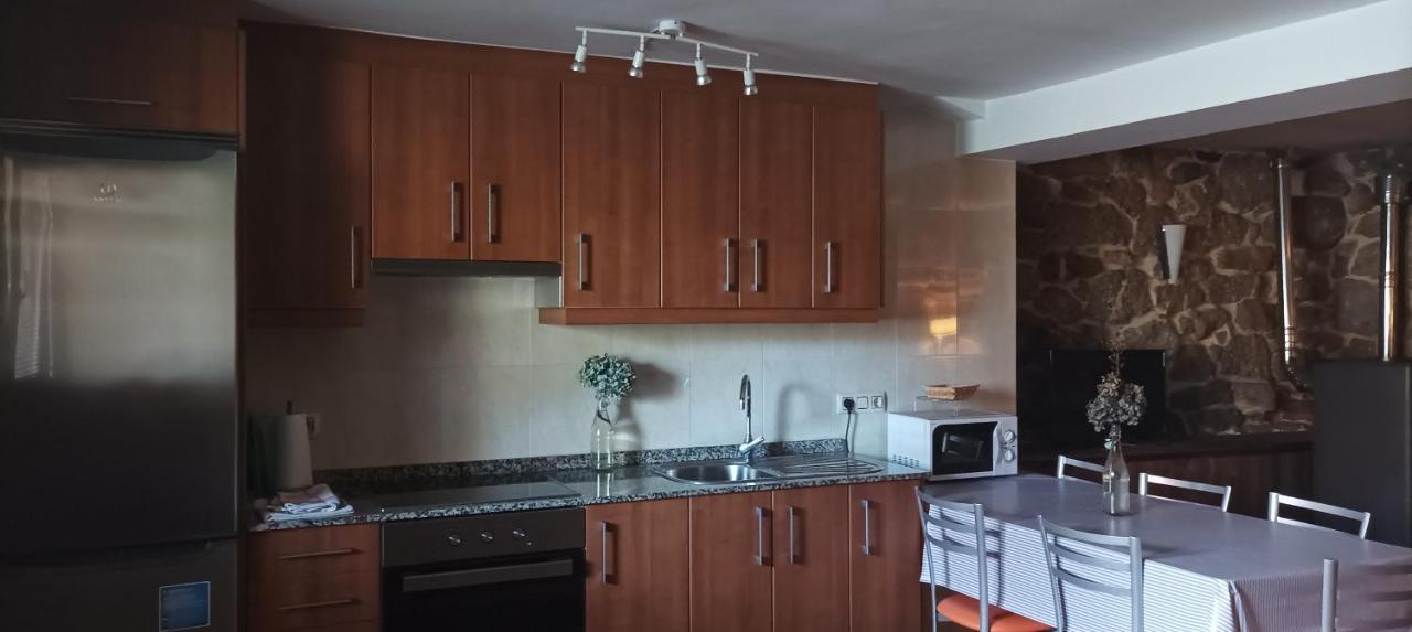 فيلا Casa Do Xures Maus de Salas المظهر الخارجي الصورة