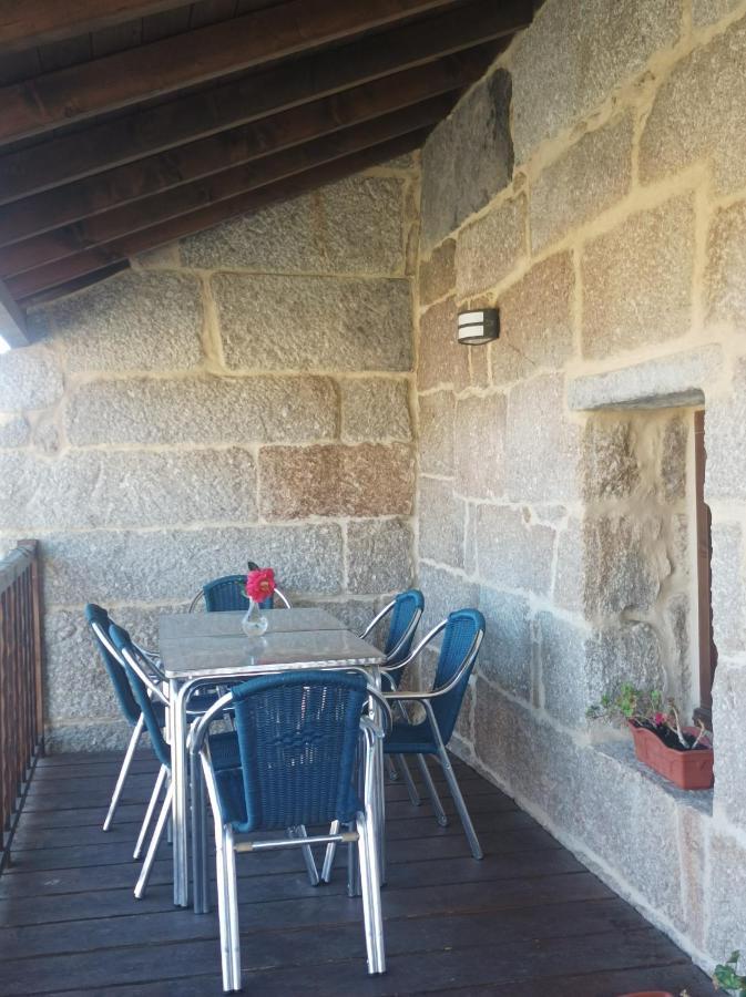 فيلا Casa Do Xures Maus de Salas المظهر الخارجي الصورة