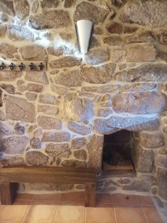 فيلا Casa Do Xures Maus de Salas المظهر الخارجي الصورة