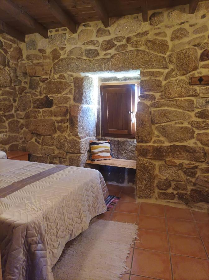 فيلا Casa Do Xures Maus de Salas المظهر الخارجي الصورة