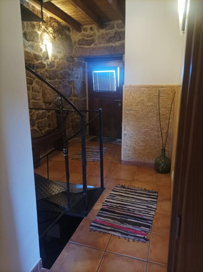 فيلا Casa Do Xures Maus de Salas المظهر الخارجي الصورة